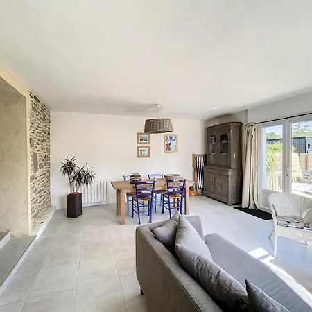 Holiday home Ker Avel Maison Bretonne *