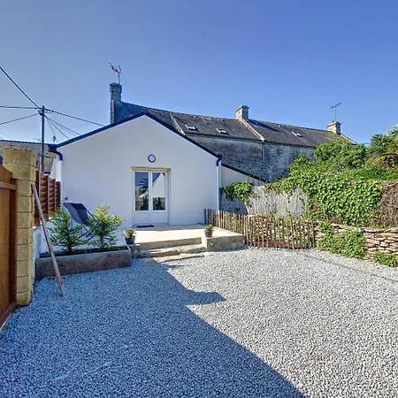 Holiday home Ker Avel Maison Bretonne